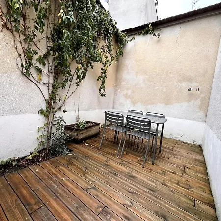 Διαμέρισμα Luton Rdc Avec Terrasse Calme Proche Centre *