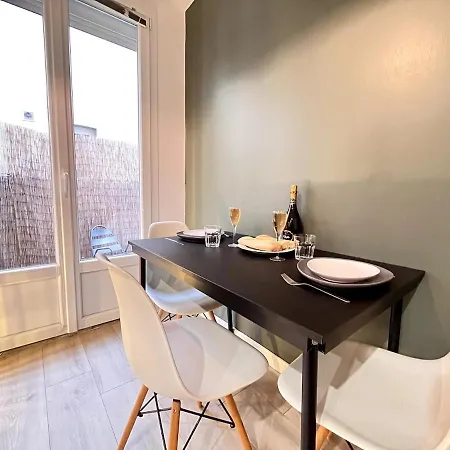 Luton Rdc Avec Terrasse Calme Proche Centre * Ρενς