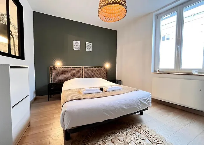 Lägenhet Luton Rdc Avec Terrasse Calme Proche Centre