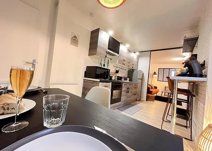 Lägenhet Luton Rdc Avec Terrasse Calme Proche Centre